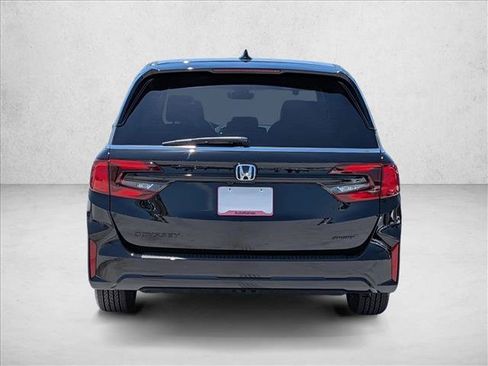 Used 2026 Honda Odyssey Sport-L image 7