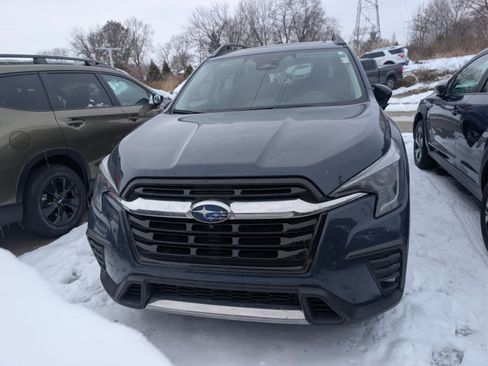 Certified 2024 Subaru Ascent Limited w/ Technology Package image 3