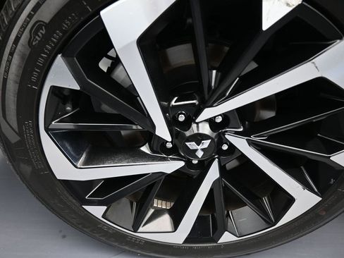 Used 2023 Mitsubishi Outlander SE image 47