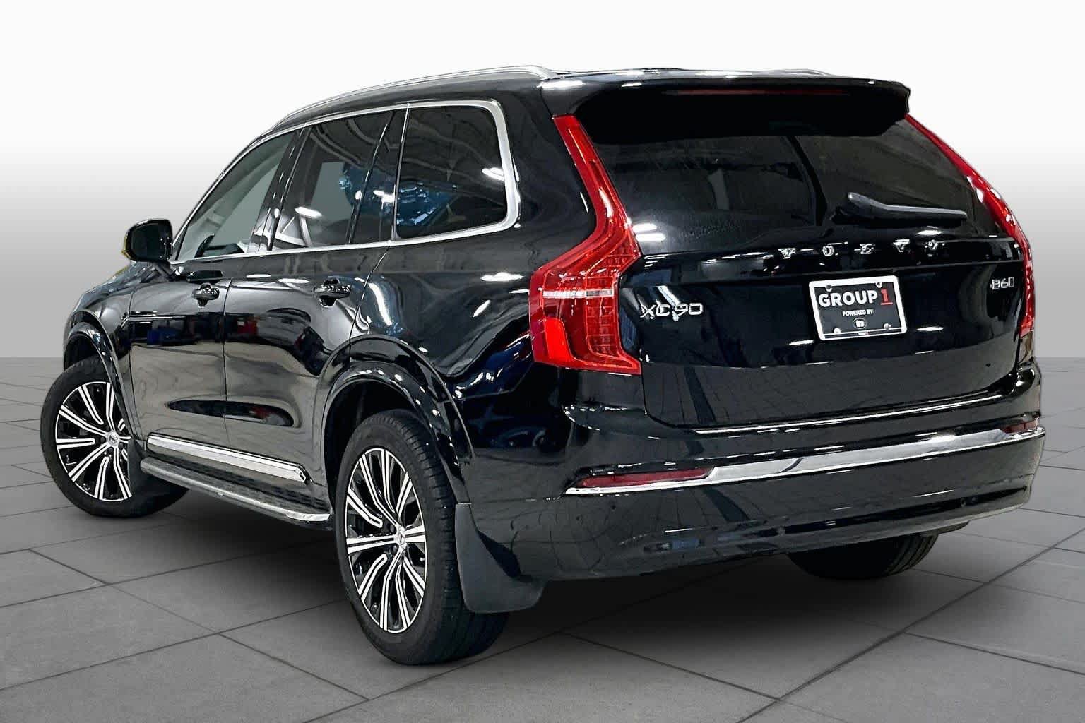 Used 2024 Volvo XC90 B6 Plus AWD/4WD image 12