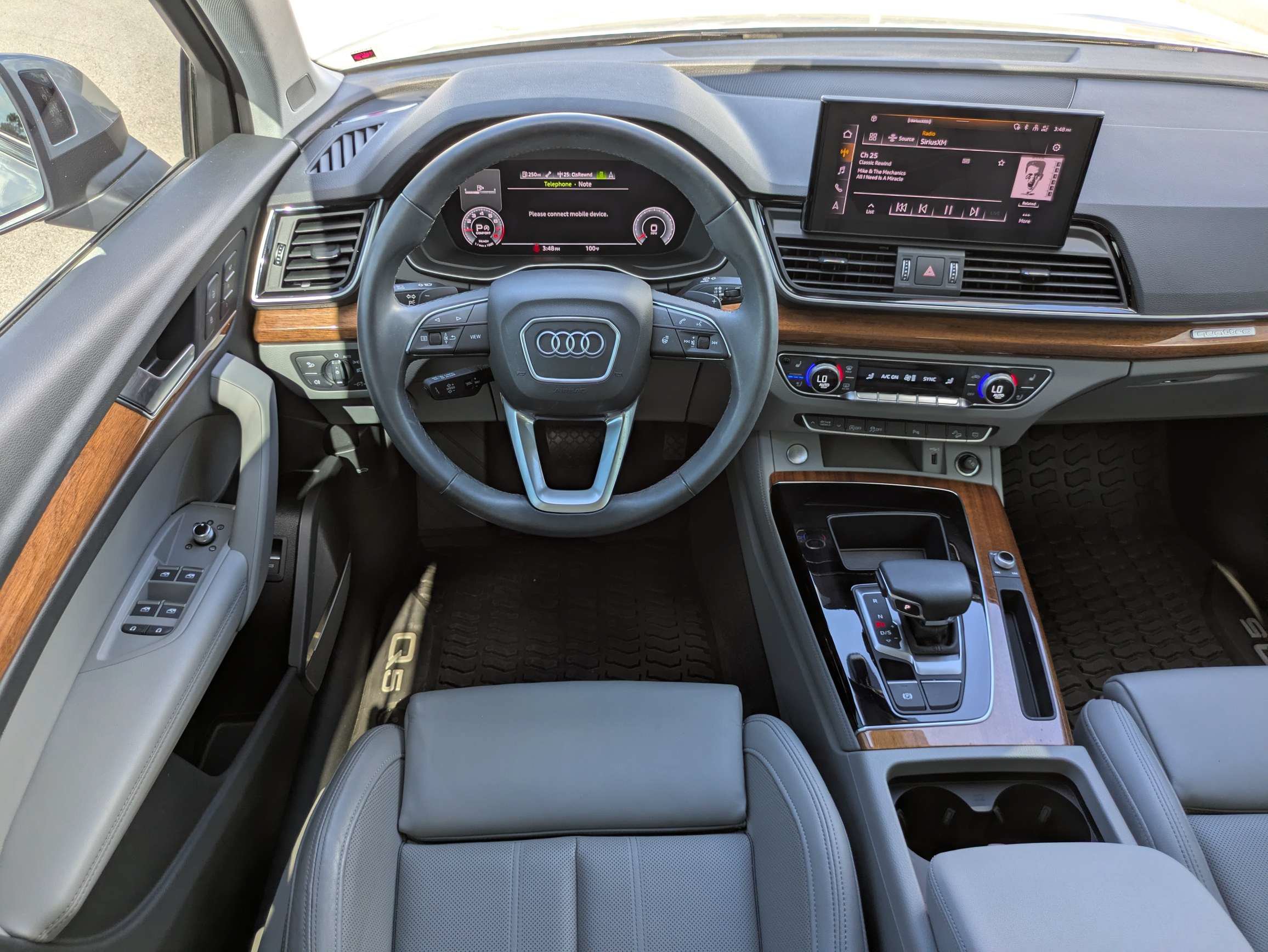Used 2023 Audi Q5 2.0T Premium Plus w/ Premium Plus Package AWD/4WD image 16