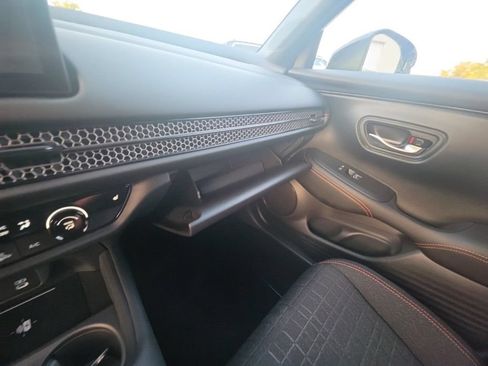Certified 2026 Honda HR-V Sport image 23
