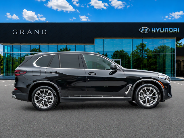 Used 2026 BMW X5 xDrive40i AWD/4WD image 7