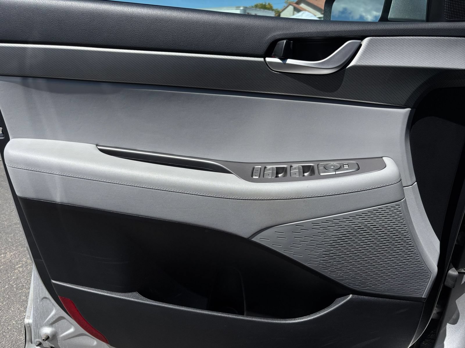 Used 2025 Hyundai Palisade SEL FWD image 18