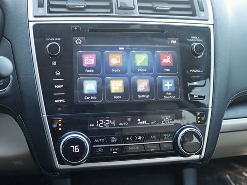 Used 2018 Subaru Outback 2.5i Limited image 22