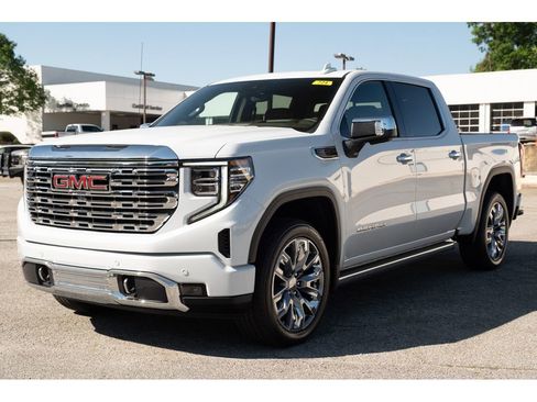 New 2026 GMC Sierra 1500 Denali AWD/4WD image 4