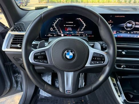Used 2026 BMW X5 sDrive40i w/ M Sport Package RWD image 19