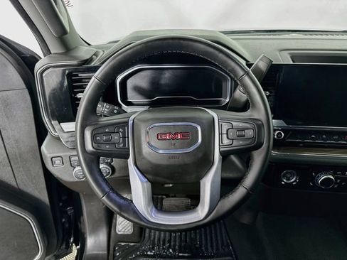 Used 2024 GMC Sierra 1500 Elevation AWD/4WD image 10