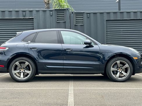 Used 2023 Porsche Macan image 9