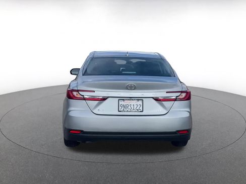 Used 2025 Toyota Camry LE image 12