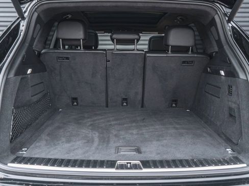 Used 2021 Porsche Cayenne Turbo S image 37