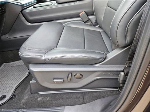 New 2026 Ford Expedition Max Platinum w/ Stealth Appearance Package image 4