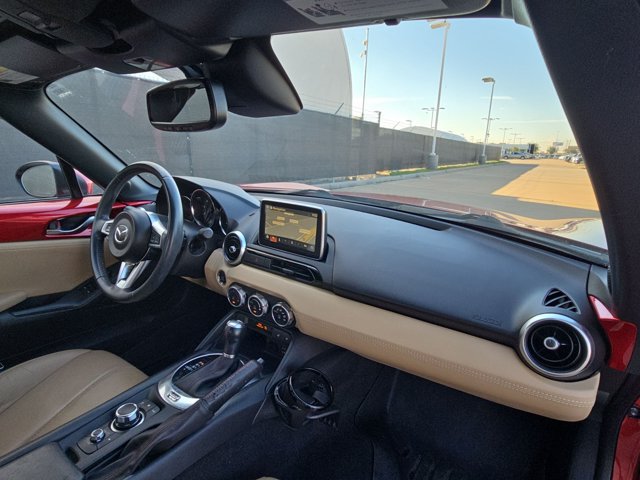 Used 2016 MAZDA MX-5 Miata Grand Touring RWD image 17