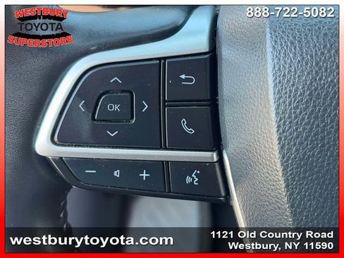 Used 2024 Toyota Highlander Platinum AWD/4WD image 24