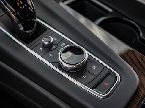 Used 2023 Cadillac Escalade Sport Platinum AWD/4WD image 63