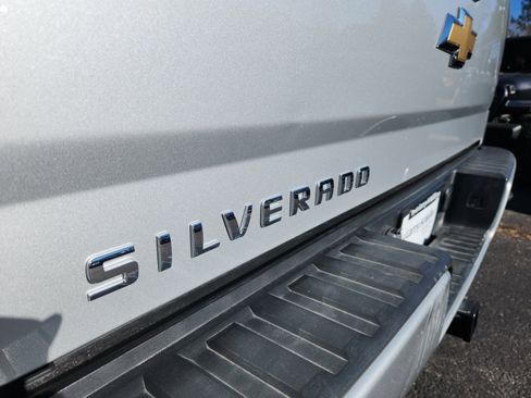 Used 2017 Chevrolet Silverado 1500 Custom w/ Custom Convenience Package image 24