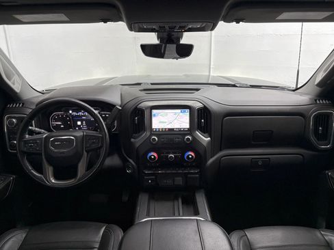 Used 2023 GMC Sierra 2500 Denali w/ Denali Ultimate Package image 18