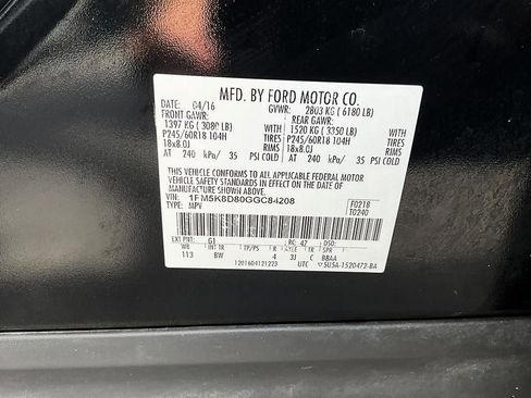 Used 2016 Ford Explorer XLT w/ Equipment Group 202A AWD/4WD image 39