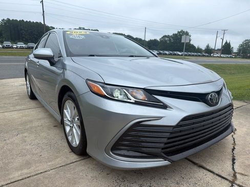 Used 2024 Toyota Camry LE FWD image 2