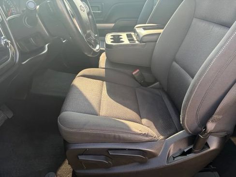 Used 2019 Chevrolet Silverado 1500 LT AWD/4WD image 9