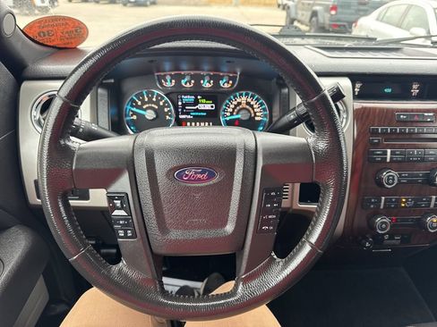 Used 2012 Ford F150 Lariat w/ Lariat Chrome Pkg image 11