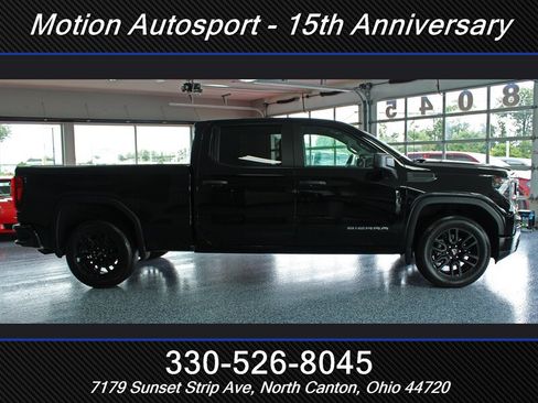 Used 2024 GMC Sierra 1500 Pro w/ Graphite Edition AWD/4WD image 8