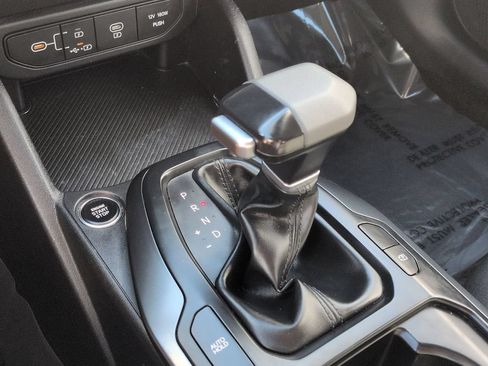 Used 2025 Kia K4 FWD image 19