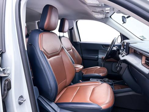 Used 2022 Ford Maverick Lariat w/ Lariat Luxury Package FWD image 40