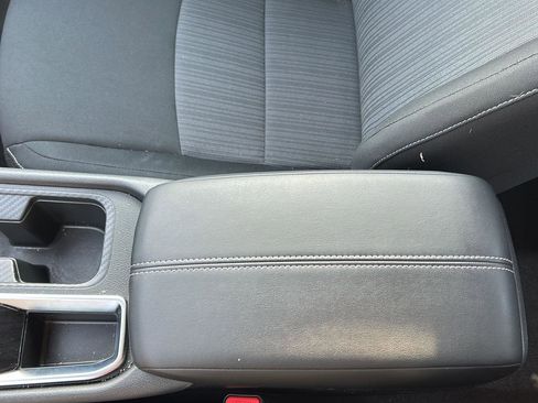 Used 2025 Nissan Sentra SV image 21