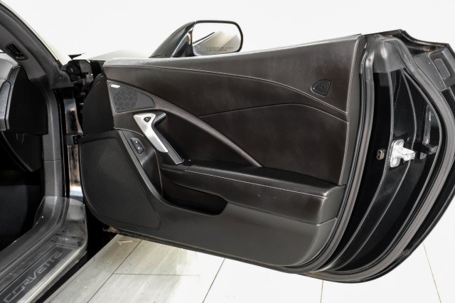 Used 2014 Chevrolet Corvette Stingray Convertible w/ 2LT Preferred Equipment Group RWD image 40