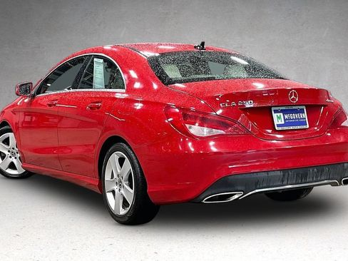 Used 2018 Mercedes-Benz CLA 250 4MATIC image 4