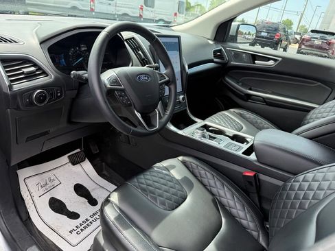 Used 2024 Ford Edge Titanium AWD/4WD image 21