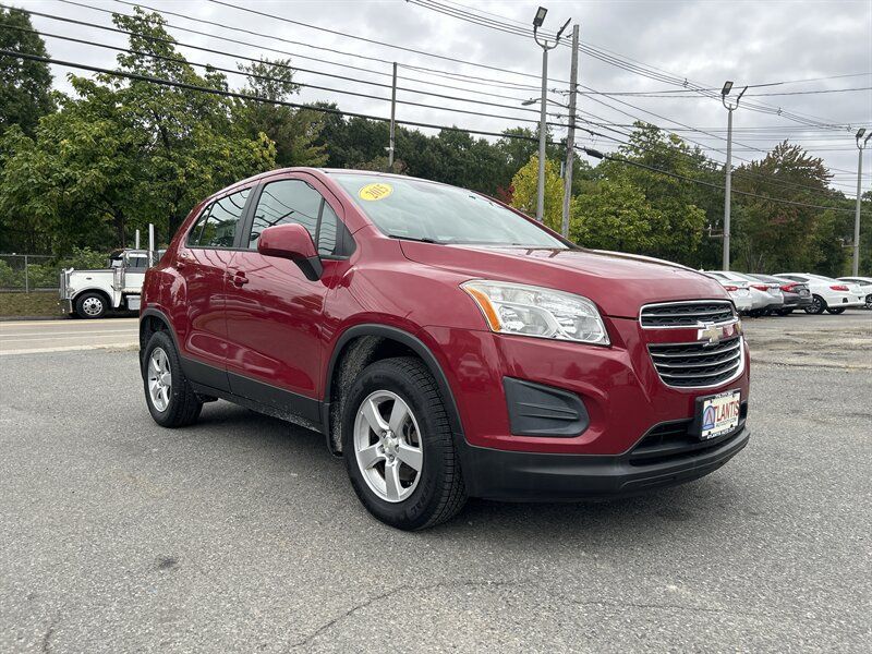 Used 2015 Chevrolet Trax LS w/ LPO, Protection Package AWD/4WD image 3