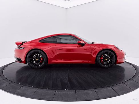 Used 2020 Porsche 911 Carrera 4S AWD/4WD image 16