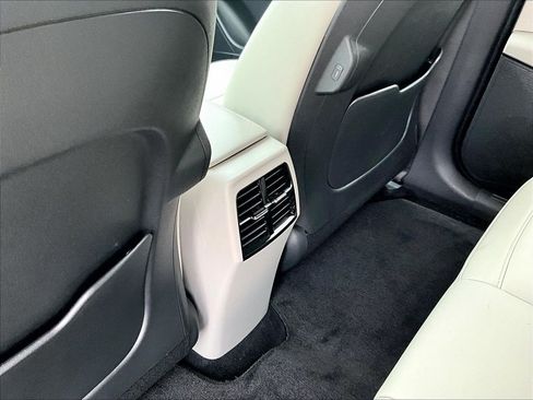Used 2023 Kia Niro Wind w/ Wind Preserve Package FWD image 26
