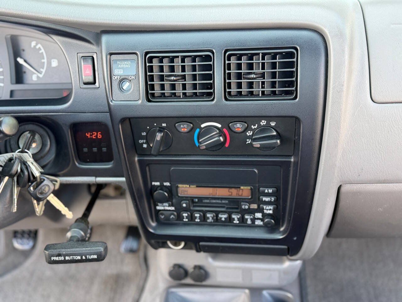 Used 2004 Toyota Tacoma 2WD Regular Cab w/ Enhancement Pkg image 21