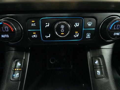 Used 2019 GMC Acadia Denali w/ Technology Package AWD/4WD image 40