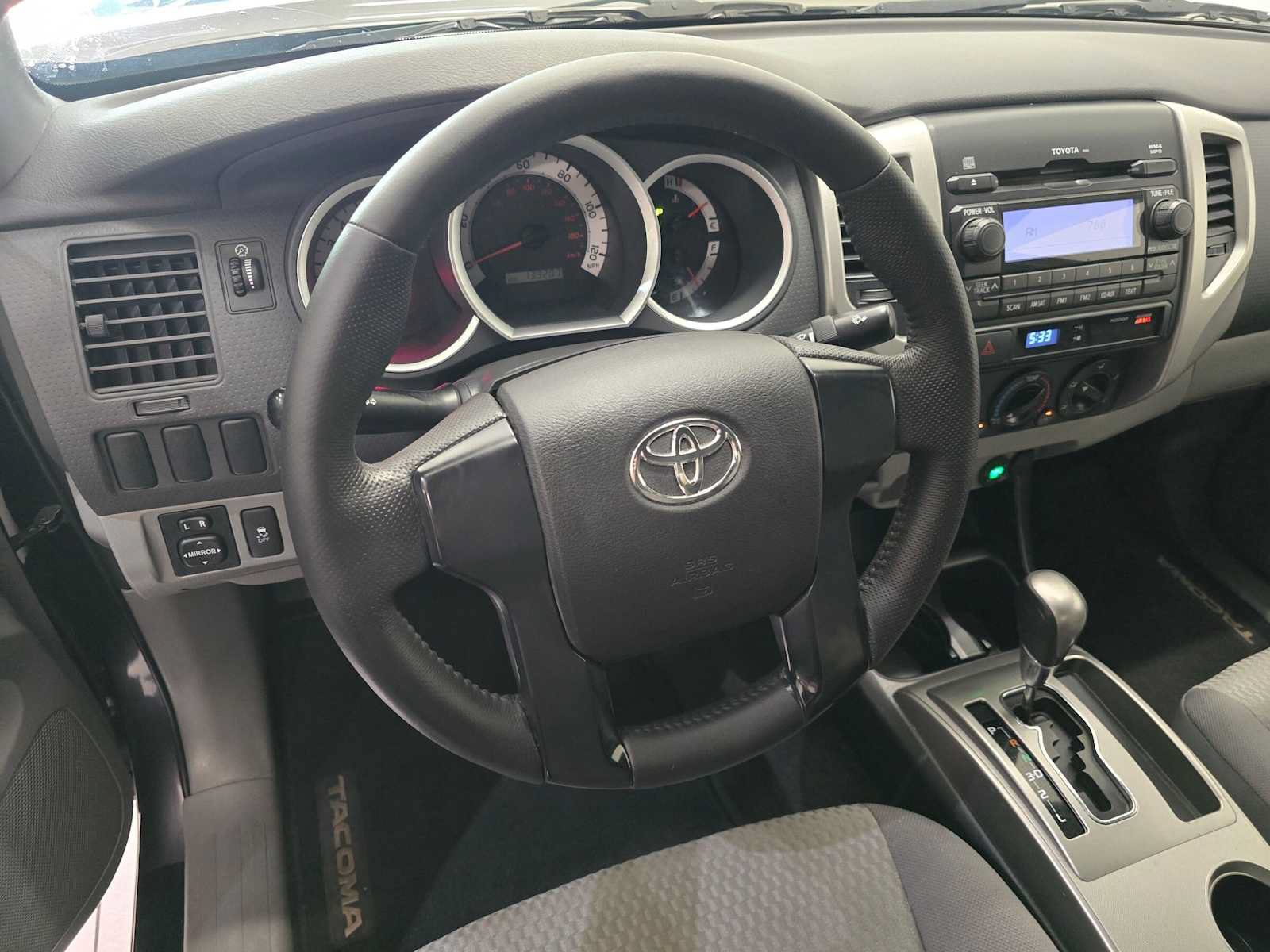 Used 2012 Toyota Tacoma 2WD Access Cab w/ SR5 Pkg image 2