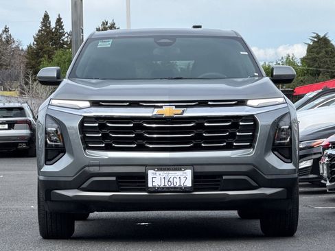 Used 2026 Chevrolet Equinox LT image 10