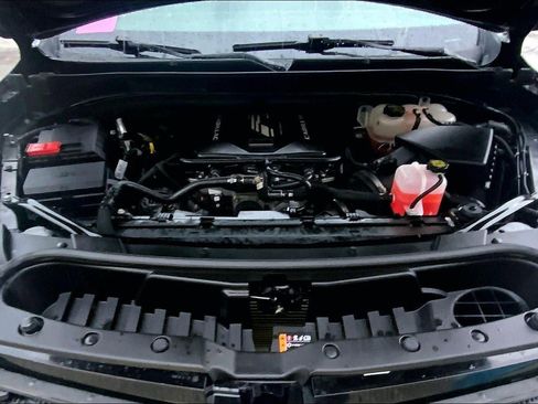 Certified 2025 Cadillac Escalade V image 9