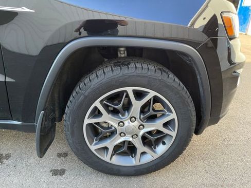 Used 2021 Jeep Grand Cherokee Limited AWD/4WD image 42