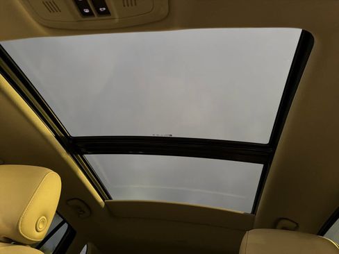 Used 2019 Buick Envision Essence image 70