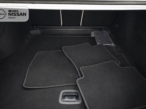 Used 2023 Mercedes-Benz C 300 Sedan w/ Exclusive Trim Package image 14