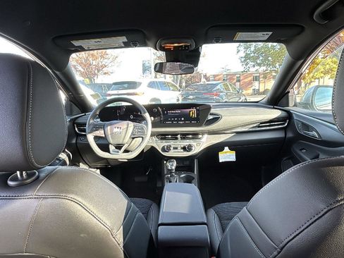 New 2025 Buick Envista Preferred w/ Convenience II Package image 24