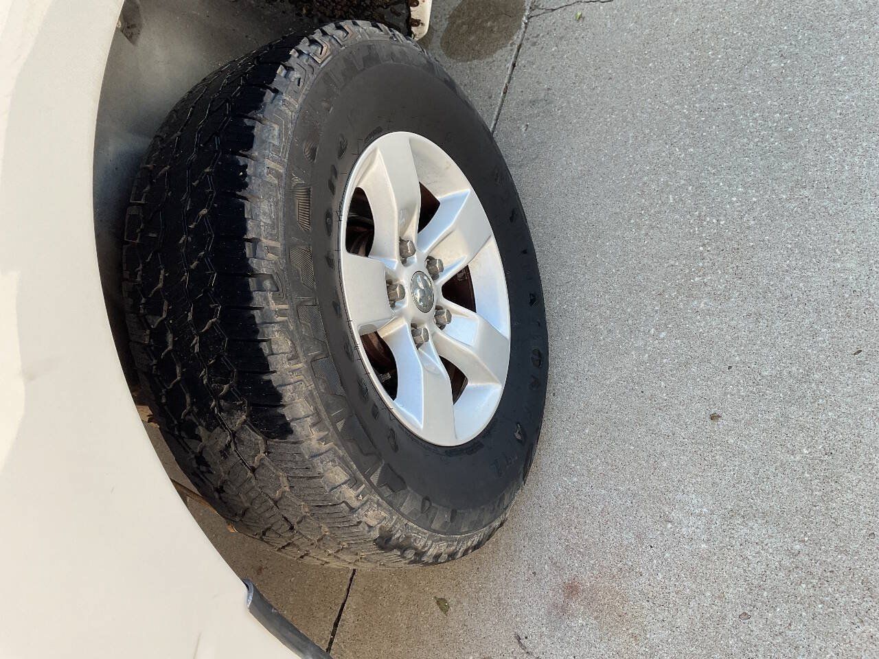 Used 2017 RAM 1500 Classic SLT RWD image 10