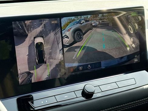 New 2026 Nissan Rogue Platinum image 14