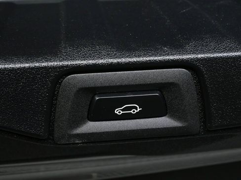 Used 2023 BMW X5 M w/ Competition Package image 31