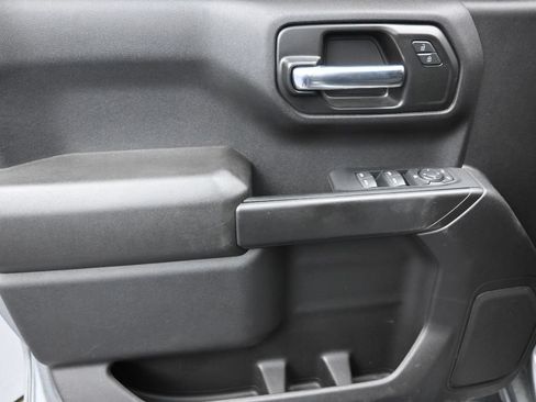 Used 2023 Chevrolet Silverado 1500 Custom RWD image 11