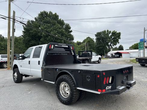 Used 2015 Ford F350 XL w/ Power Equipment Group AWD/4WD image 9