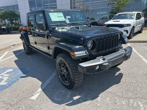 New 2025 Jeep Gladiator Willys image 7